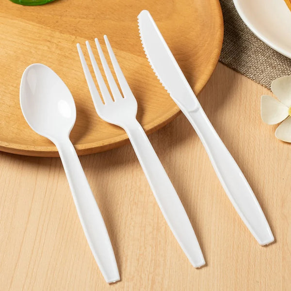 Cubiertos de plastico