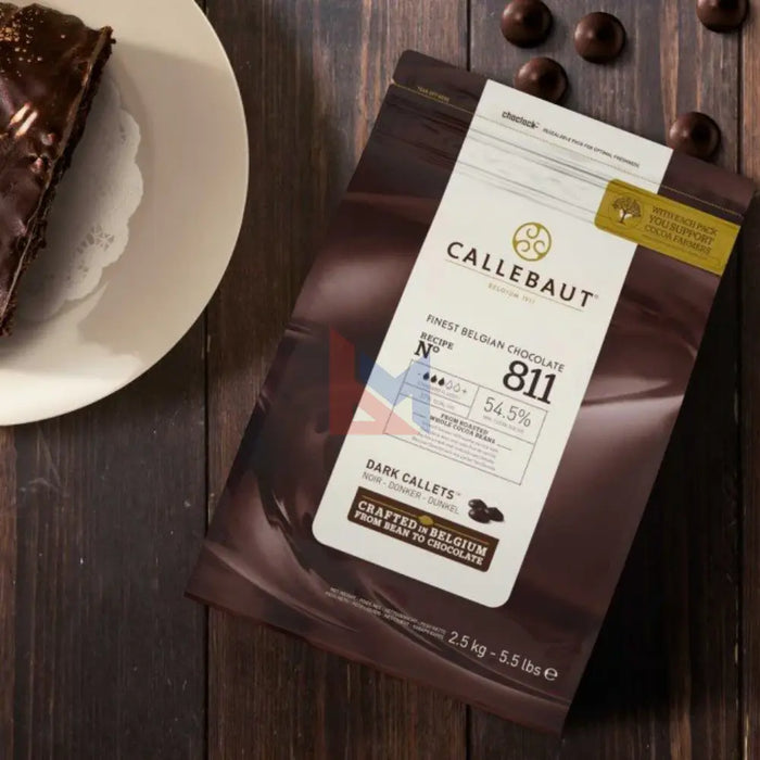 Callebaut - 811 Finest Belgian Dark Chocolate Callets 54.5% - 2.5 Kg